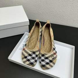 Picture of Burberry Shoes _SKUBurberrysz35-40XX04011850